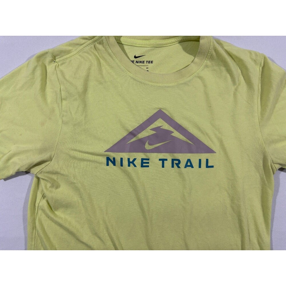 Nike Mens Trail Dri-FIT Crew Short Sleeve T-Shirt Light Lemon Twist Tee Sz S - Picture 4 of 10